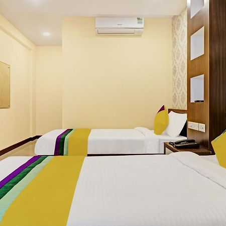 Itsy Hotels Sapphire Residency Manjeri Exterior foto