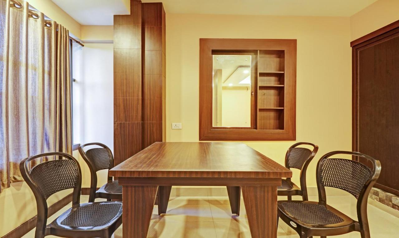 Itsy Hotels Sapphire Residency Manjeri Exterior foto